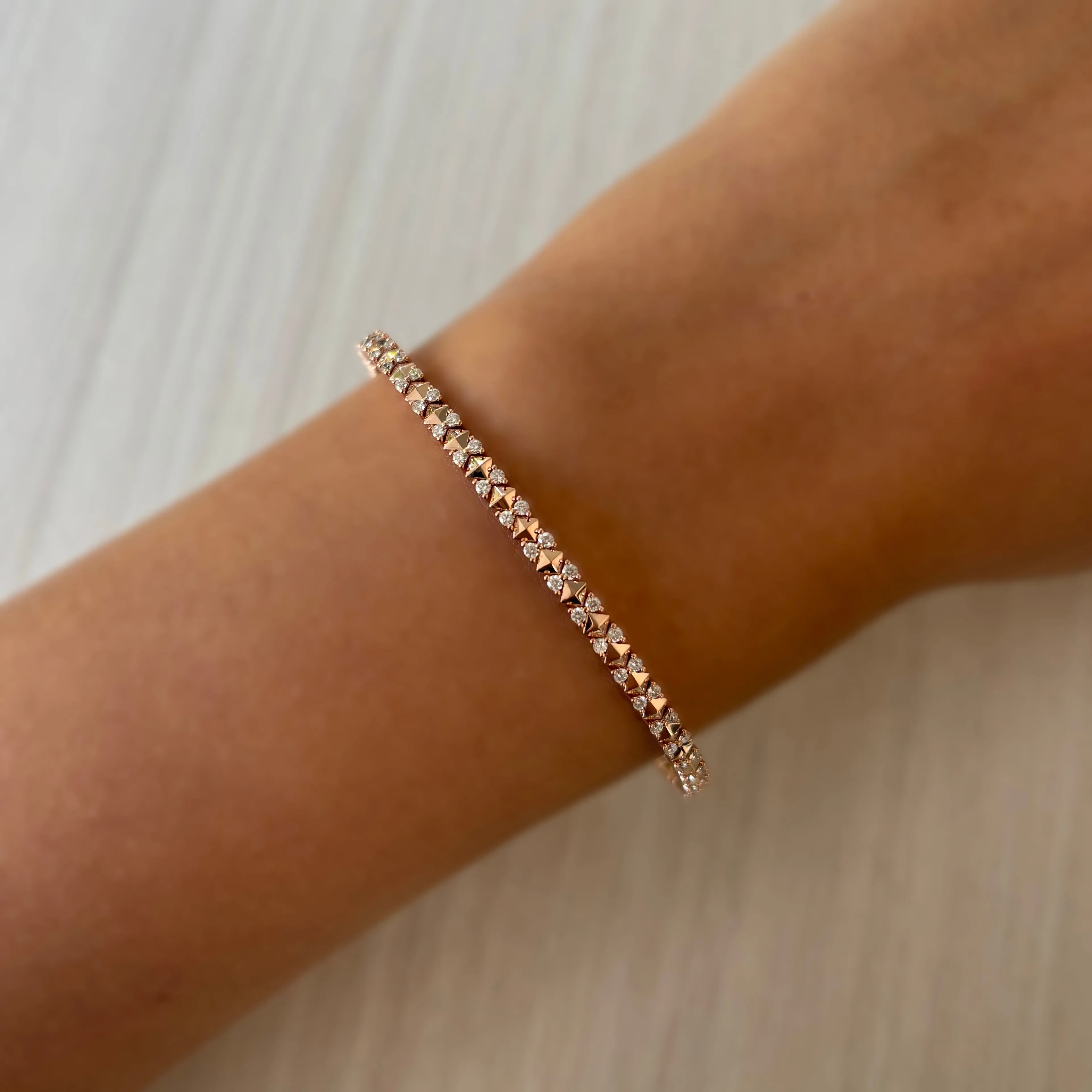 14K Gold Diamond Flexible Bangle - 1.00ct