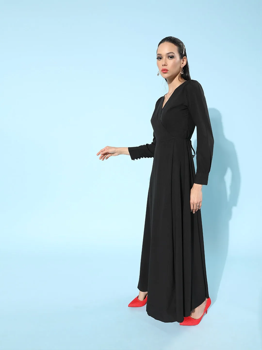 Berrylush Women Solid Black V-Neck Waist Tie-Up Thigh-High Slit Flared Maxi Dress