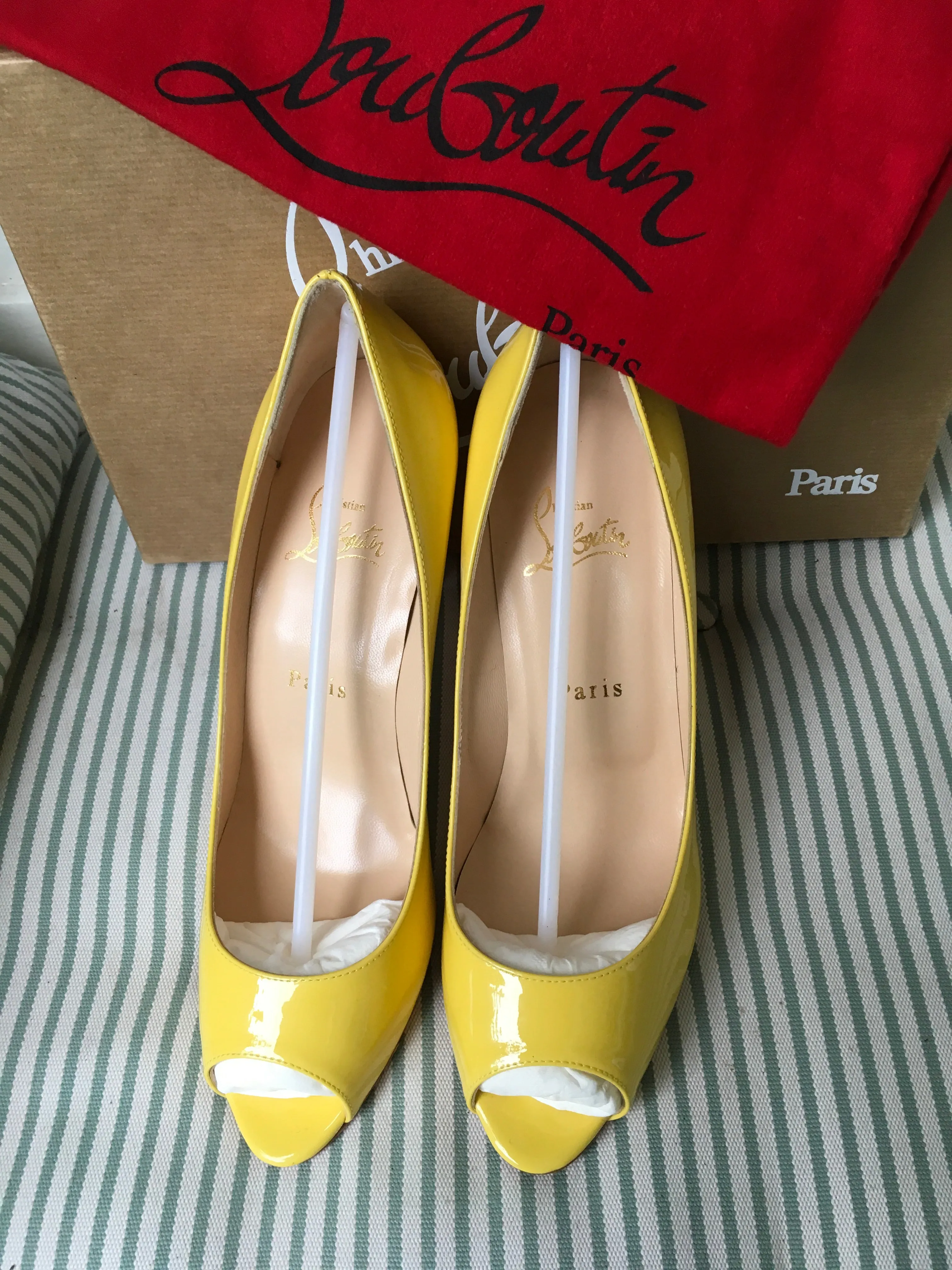 Christian Louboutin You You 85 Patent Calf Leather Shoes Size 38 UK 5 US 8 Ladies