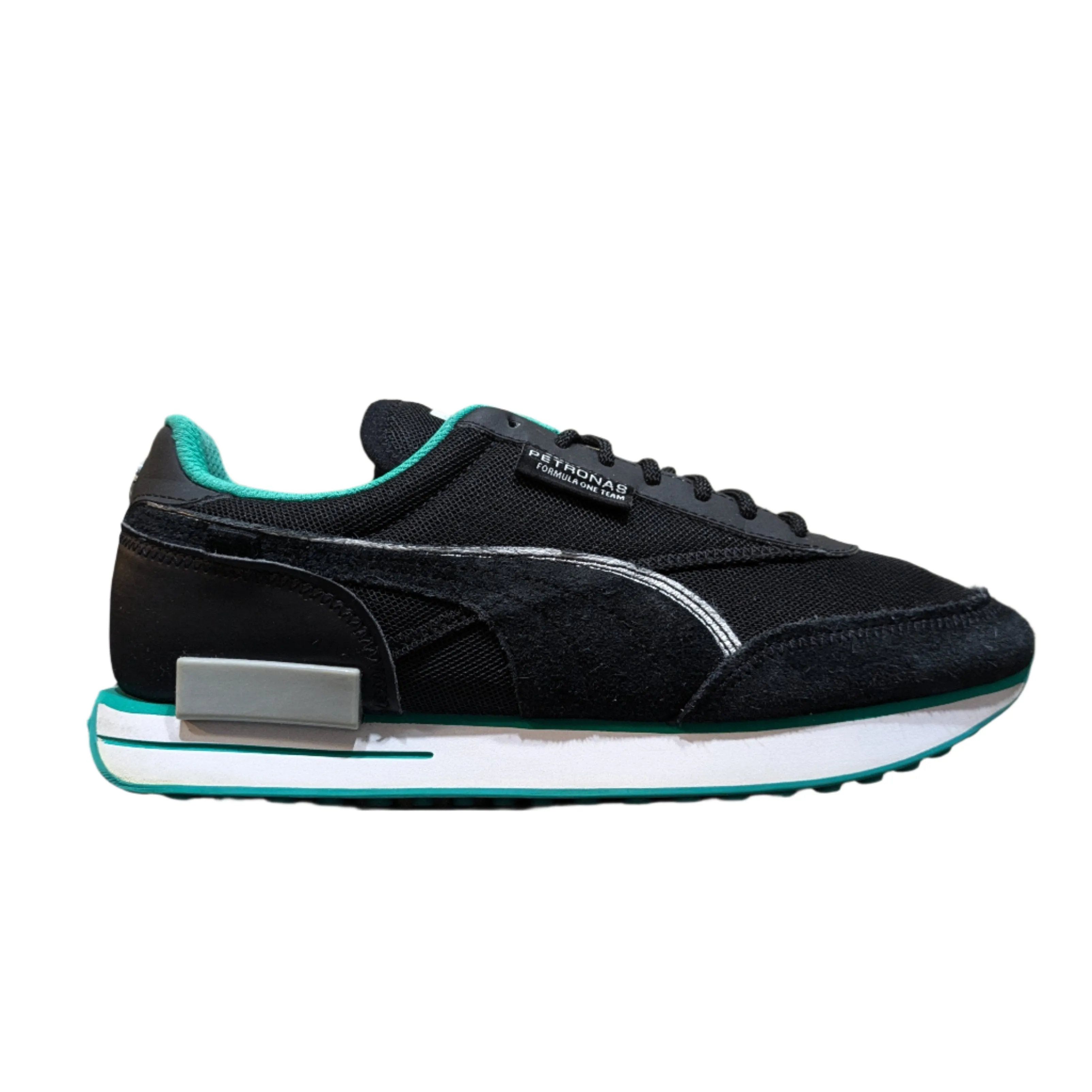 Mercedes-AMG Petronas F1 x PUMA Future Rider ‘Black’ Trainers Size UK 8.5 / EU 42.5 / US 9.5