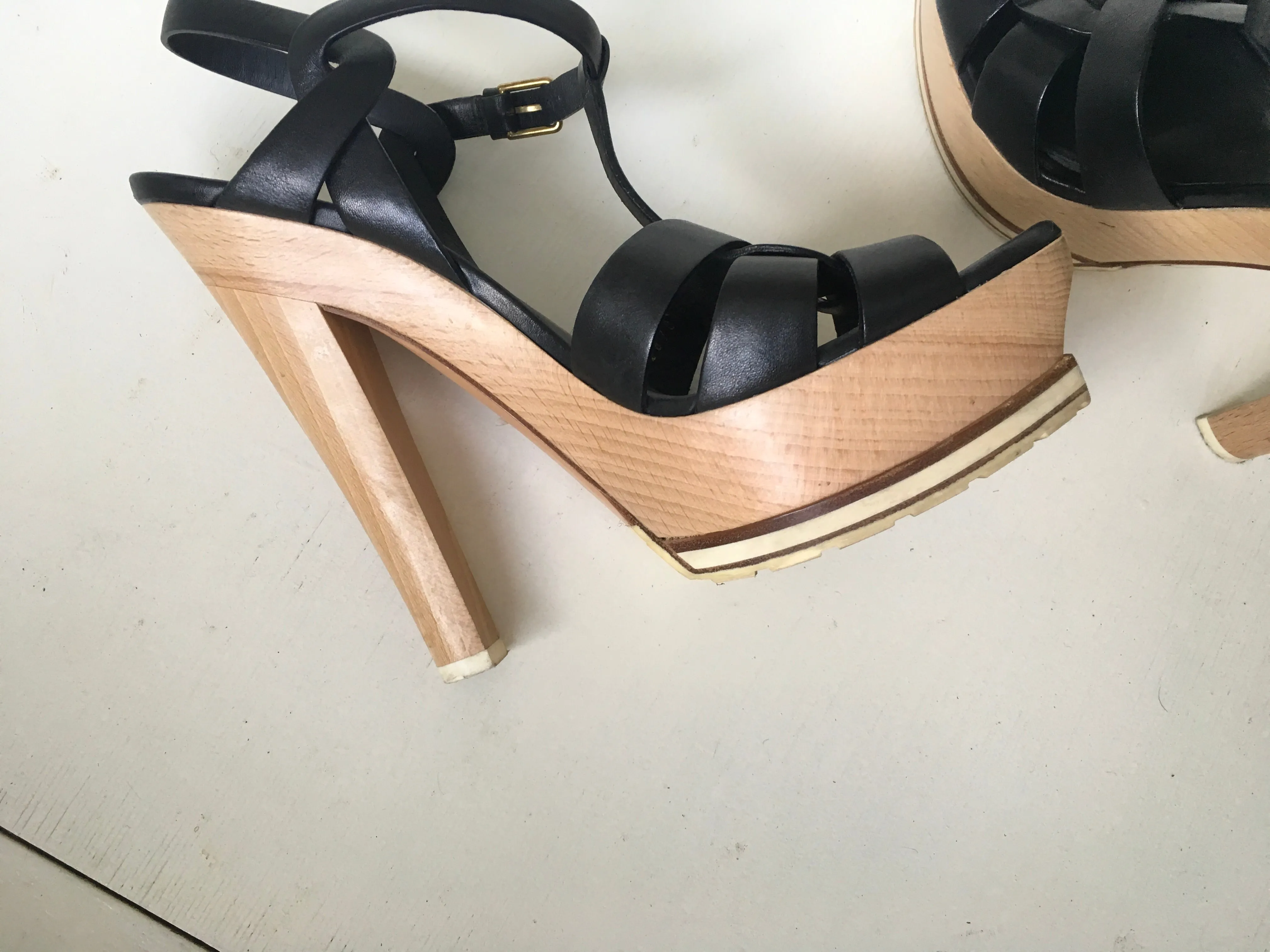 SAINT LAURENT YVES SAINT LAURENT YSL Tribute leather and wood sandals Ladies