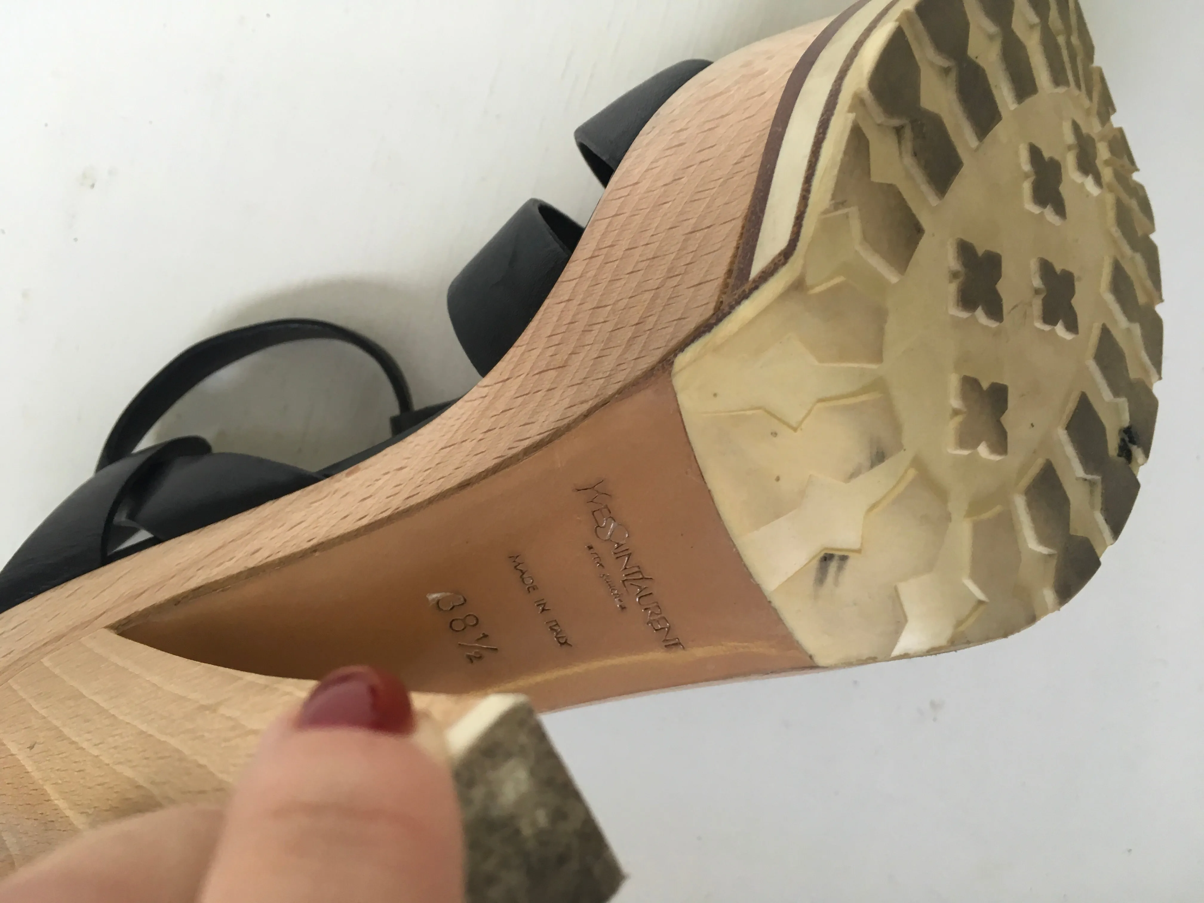 SAINT LAURENT YVES SAINT LAURENT YSL Tribute leather and wood sandals Ladies