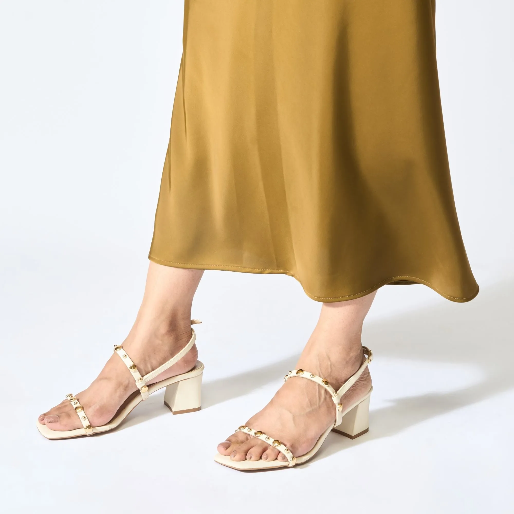 Urban Rivet Heels - Cream