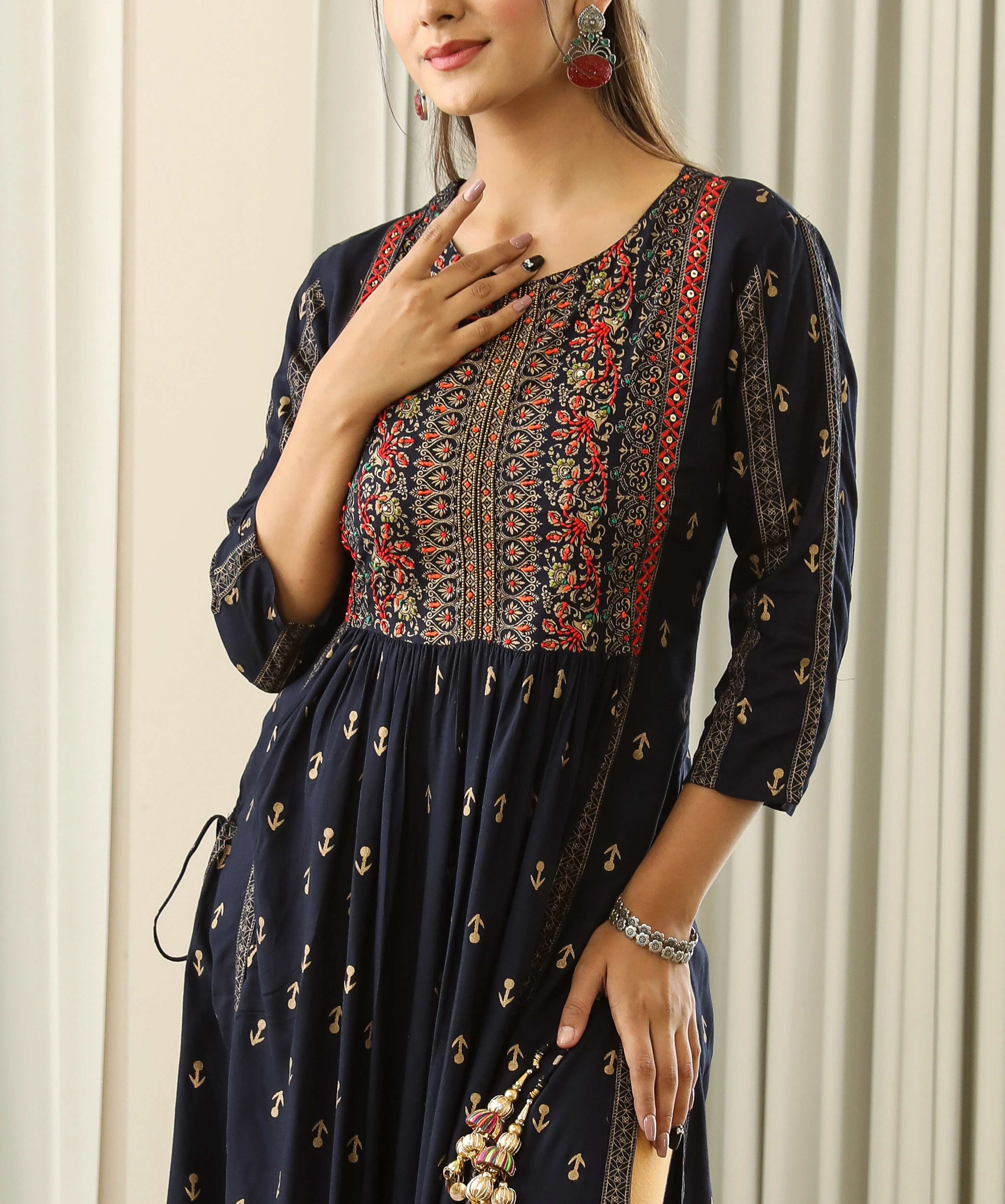 Women Nyara Cut Anarkali Blue Floral Kurta