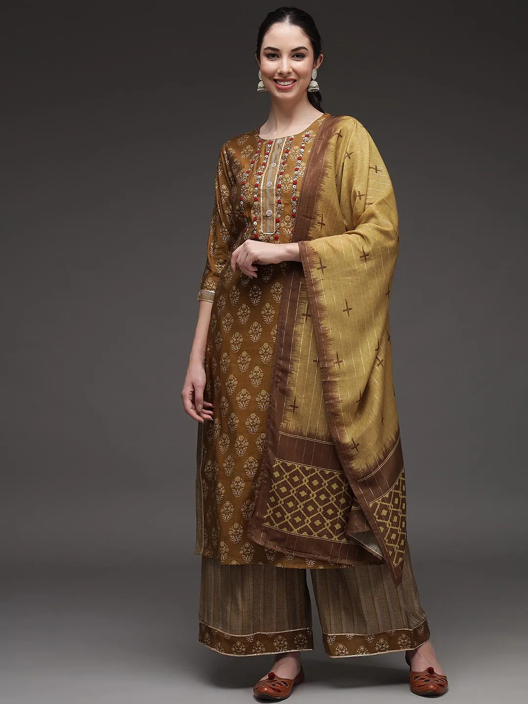 Women's Brown Muslin Straight Ethnic Set