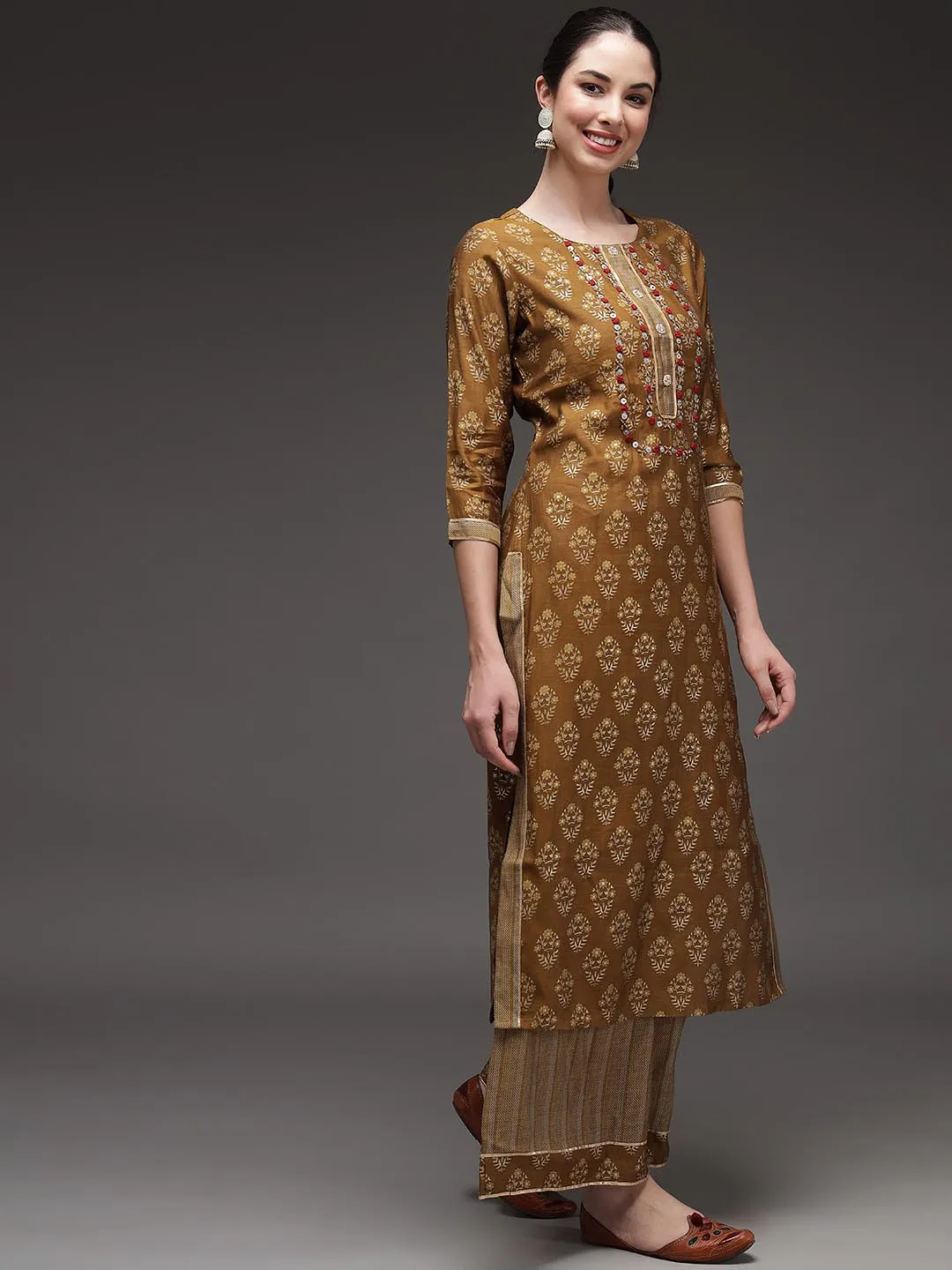 Women's Brown Muslin Straight Ethnic Set