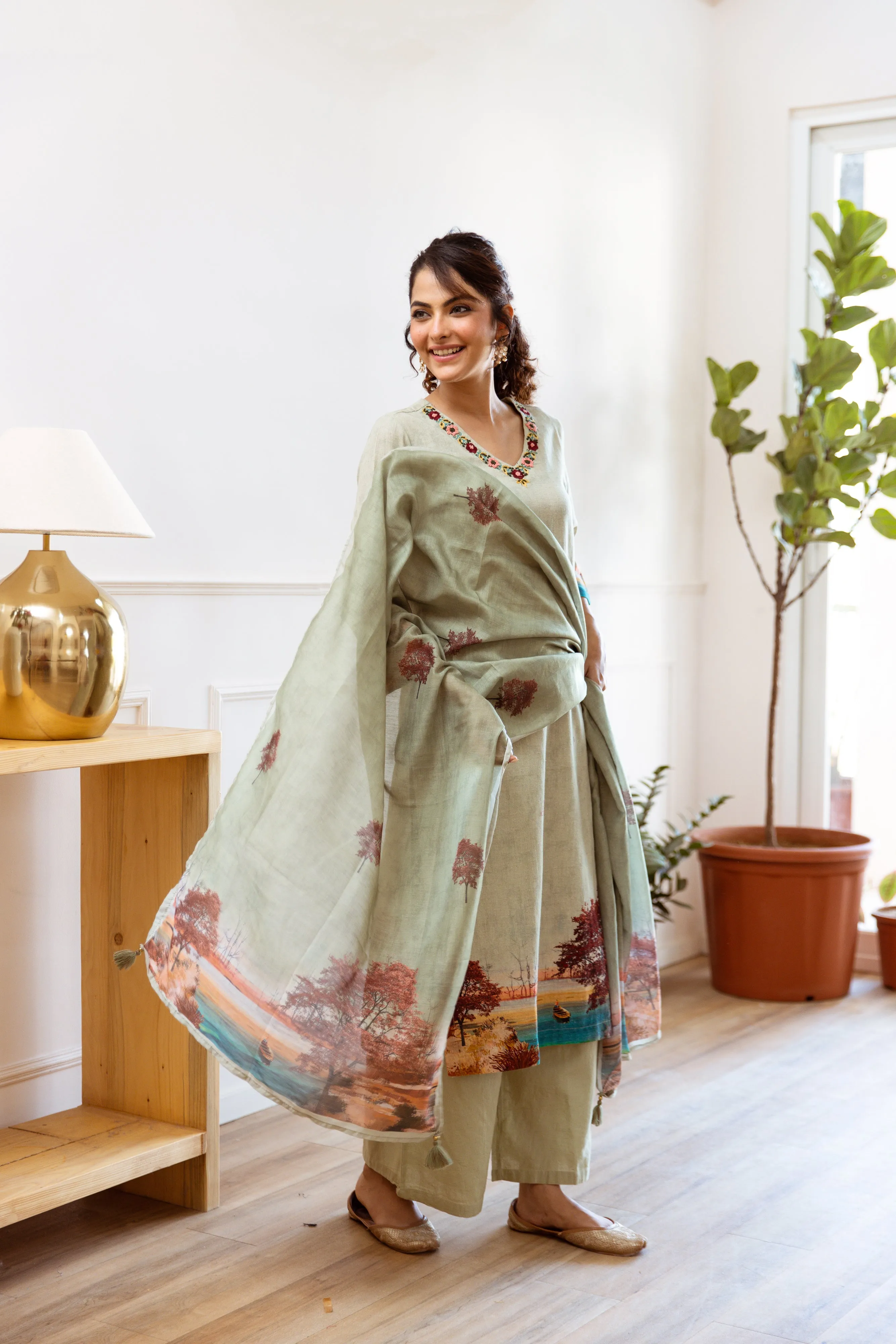 Women's Green Linen Flex Kurta Palazzo and Dupatta Set