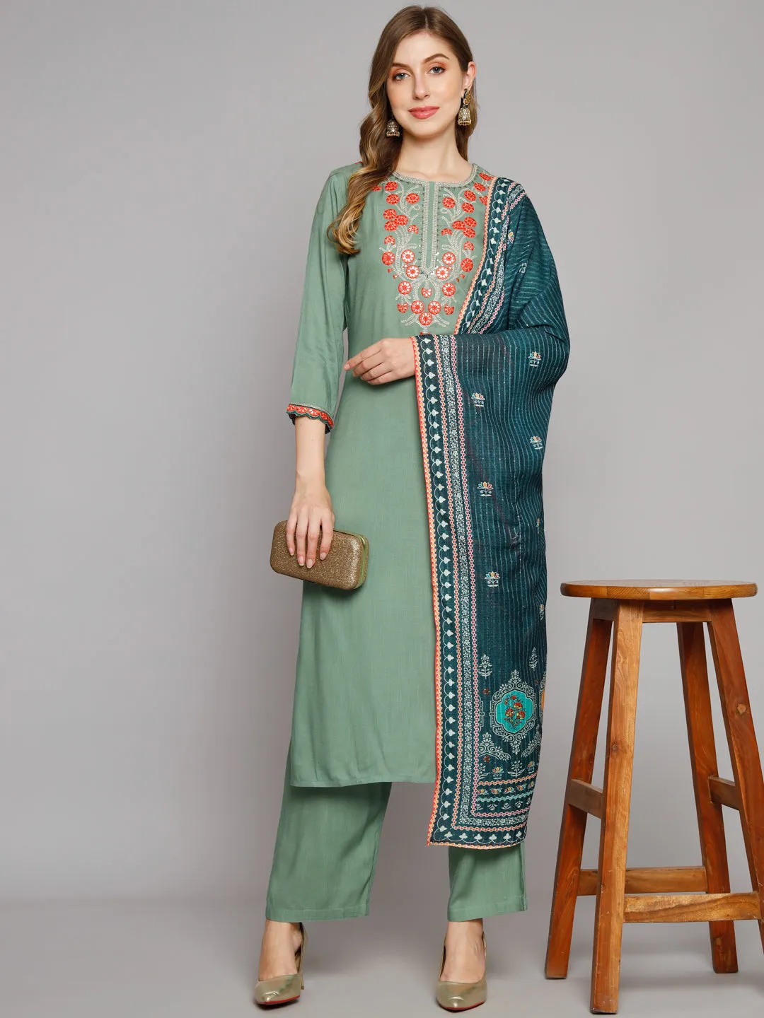 Women's Green Rayon Slub Straight Kurta Palazzo dupatta Set